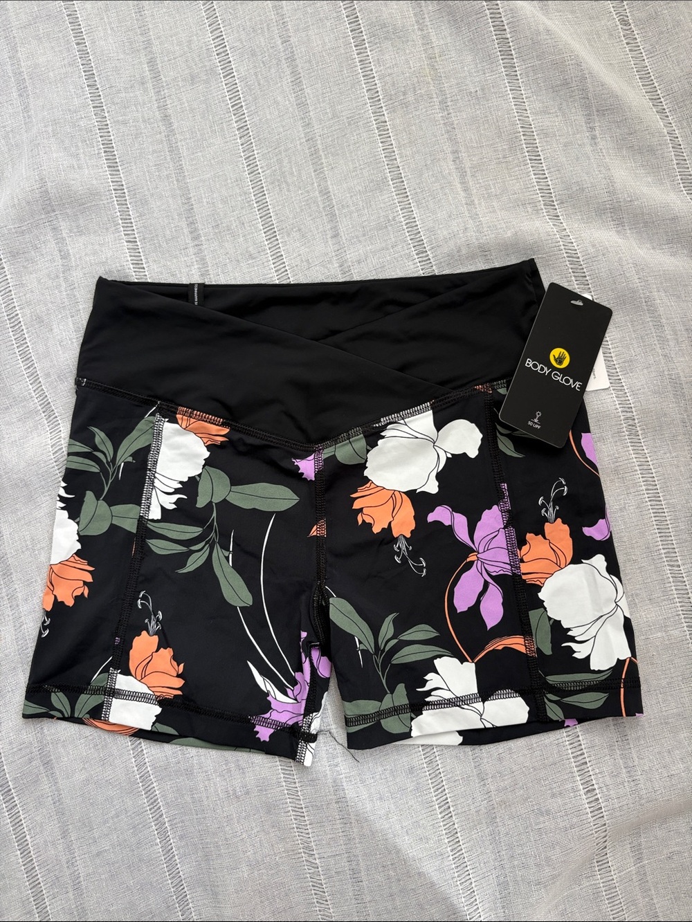 Body Glove NWT Dreamy Cross-over Speedy Short.